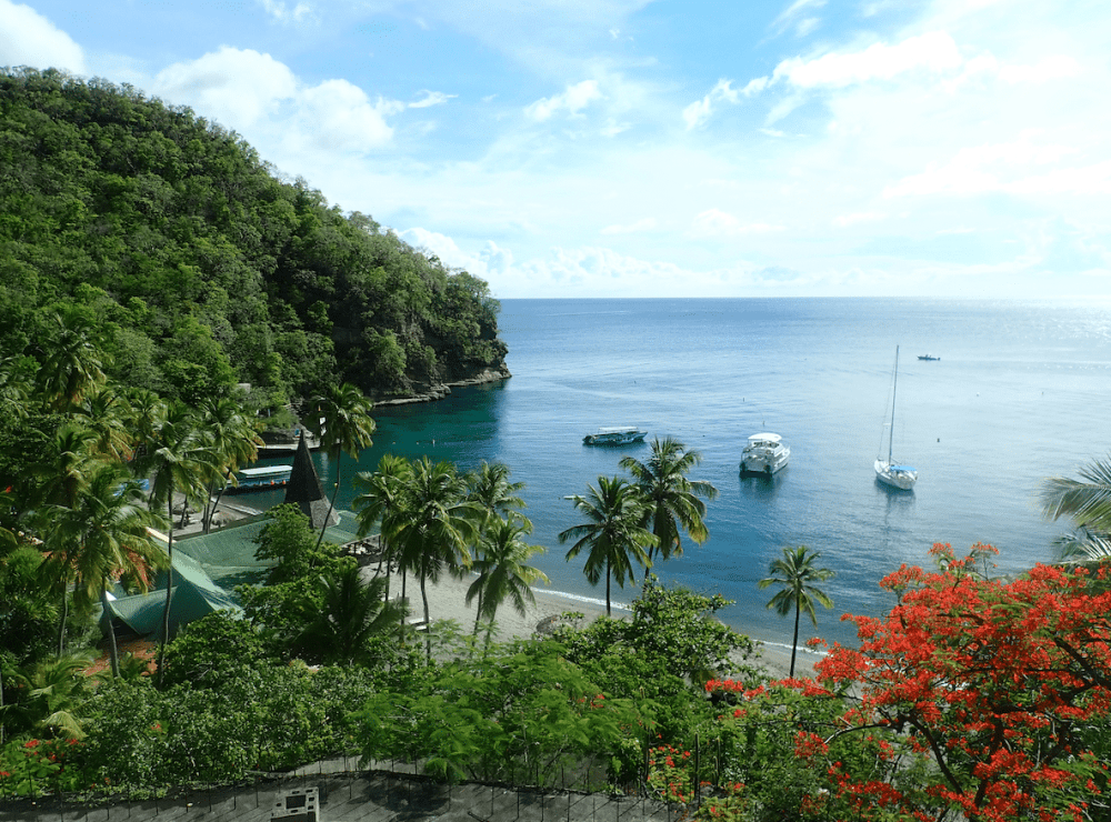 A Group Dive Guide to St. Lucia – the “Helen of the West Indies” by David Prichard & Lily Mak