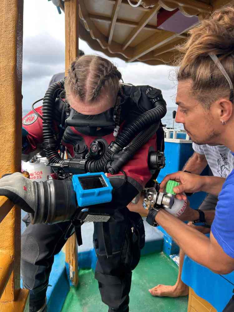 Final Update: DAN Europe completes underwater operations in the Maldives